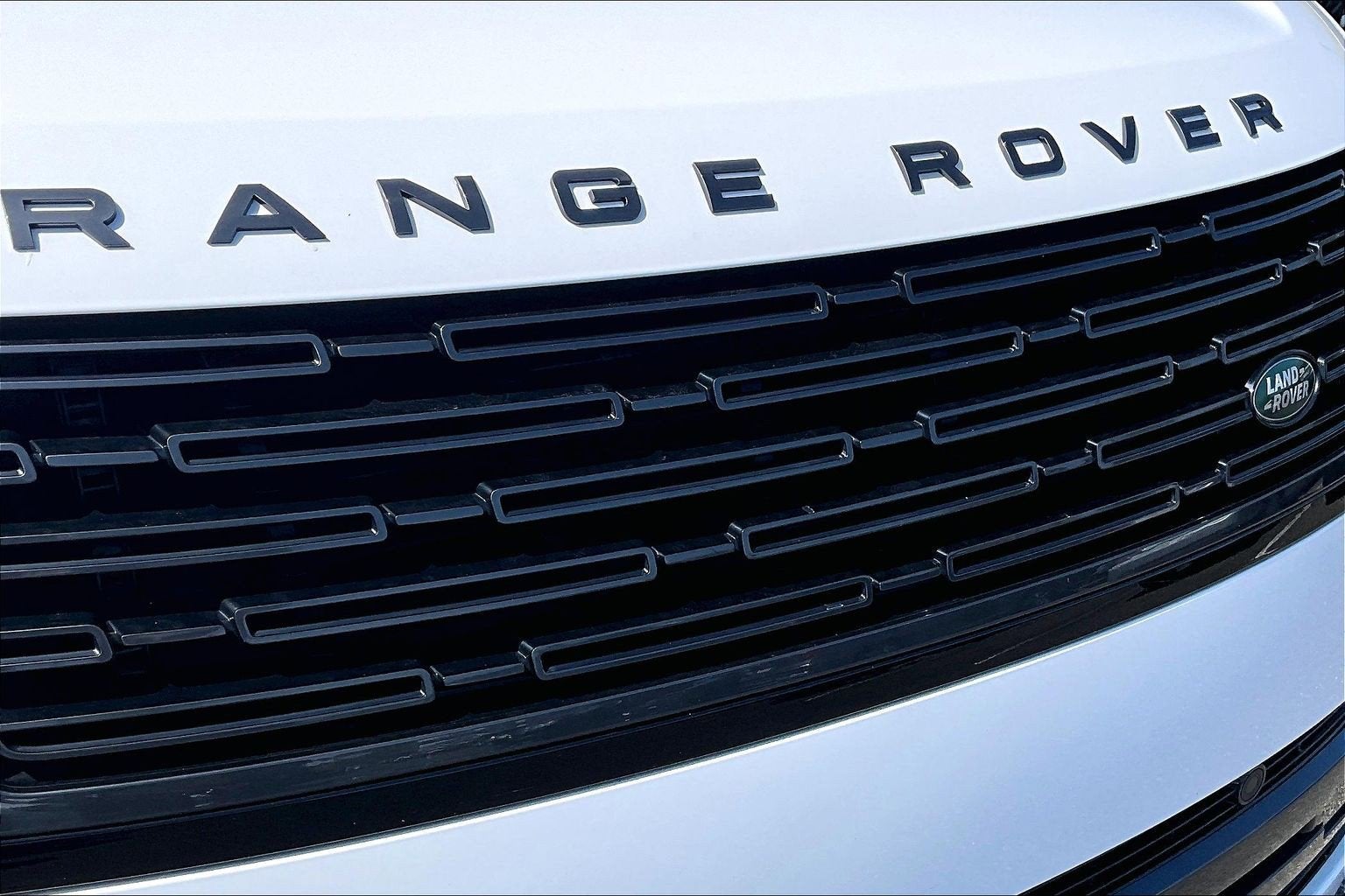 2024 Land Rover Range Rover SE