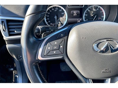 2018 INFINITI QX30 ESSENTIAL