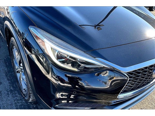 2018 INFINITI QX30 ESSENTIAL
