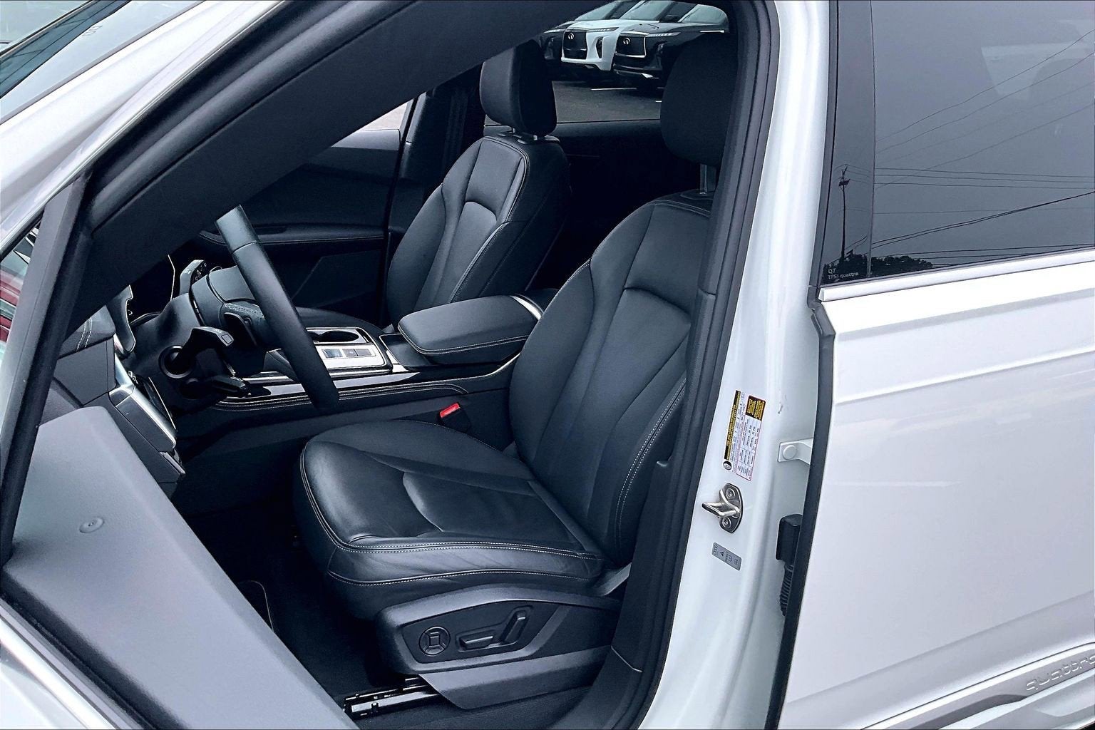 2025 Audi Q7 Premium Plus