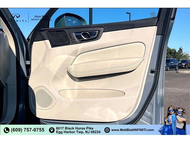 2022 Volvo XC60 Inscription