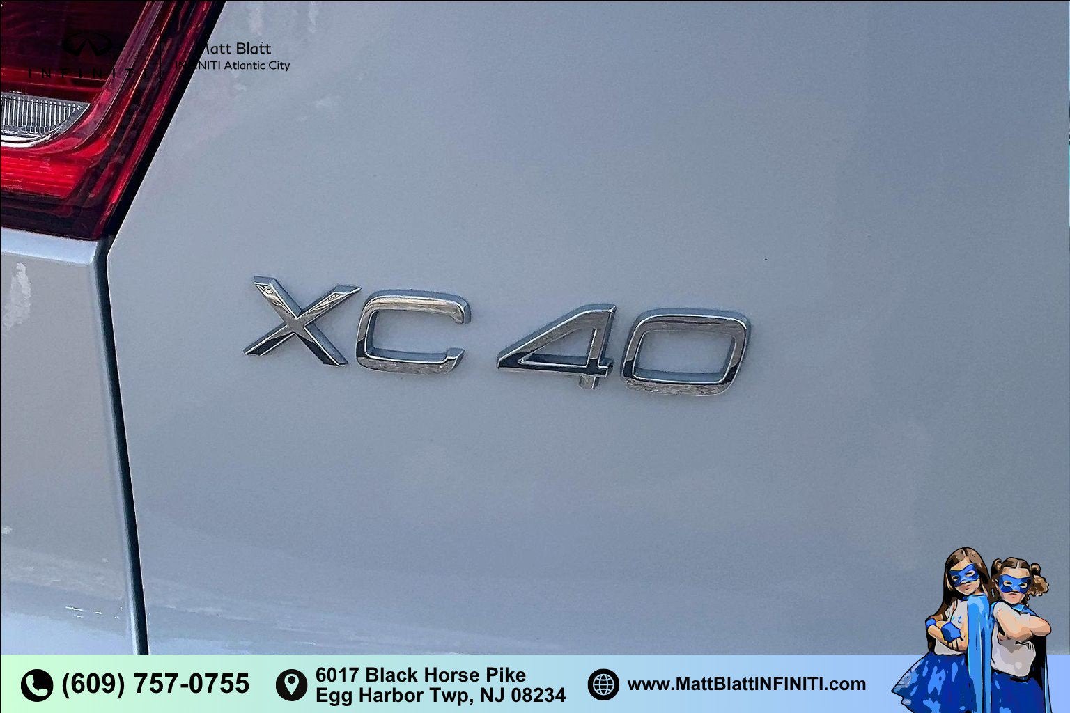 2025 Volvo XC40 Core Bright Theme