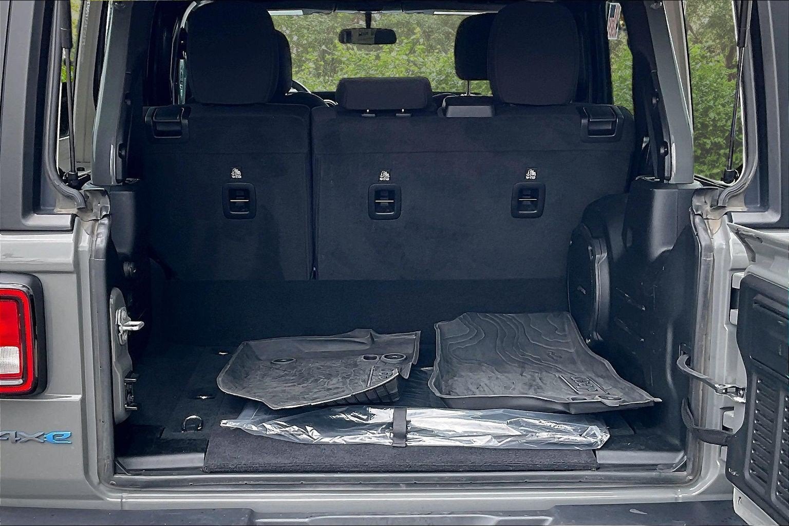 2023 Jeep Wrangler 4xe Willys