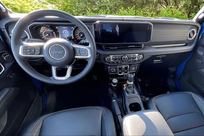 2025 Jeep Wrangler Sahara