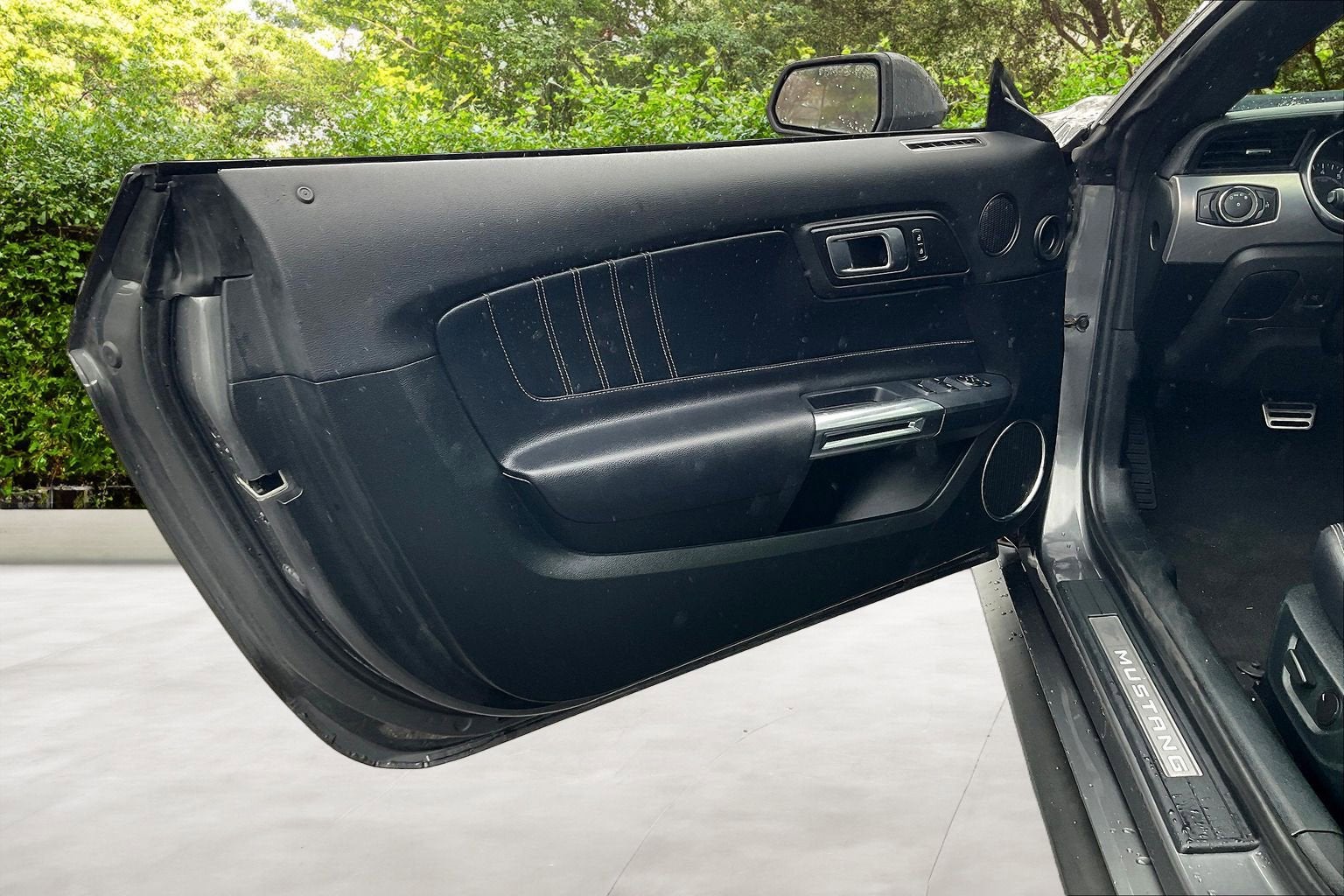 2023 Ford Mustang Eco Premium