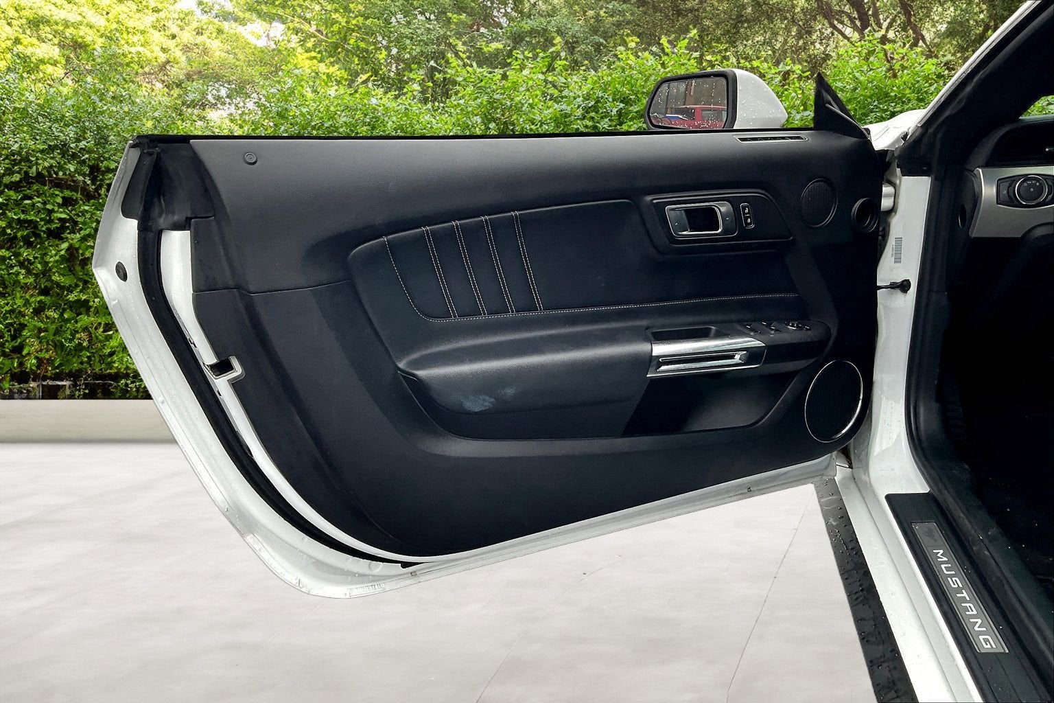 2023 Ford Mustang Eco Premium