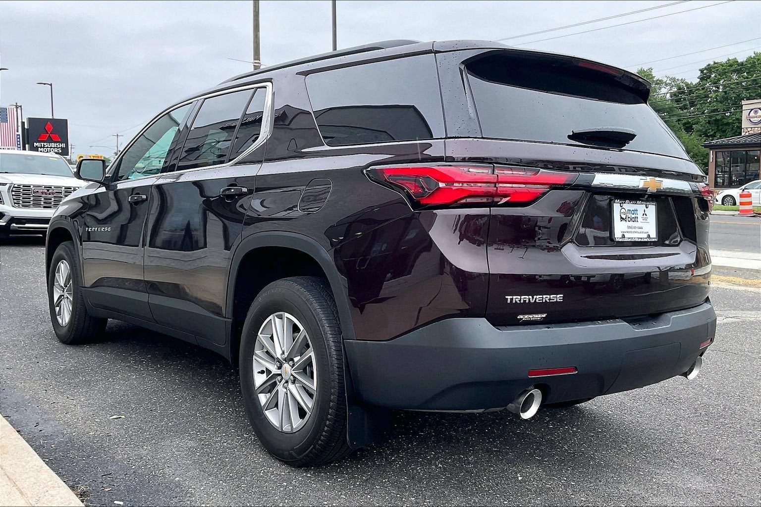 2023 Chevrolet Traverse LT Cloth