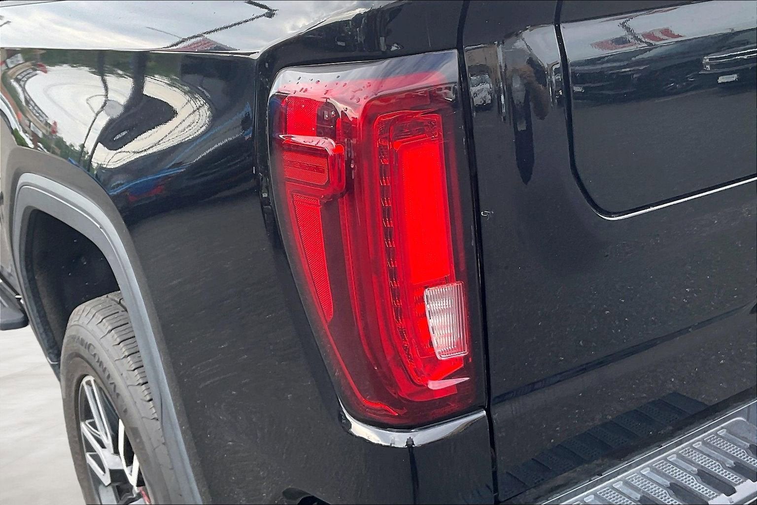 2022 GMC Sierra 1500 AT4