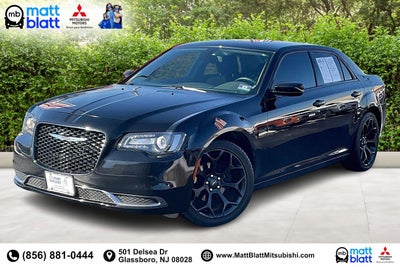 2019 Chrysler 300 Touring