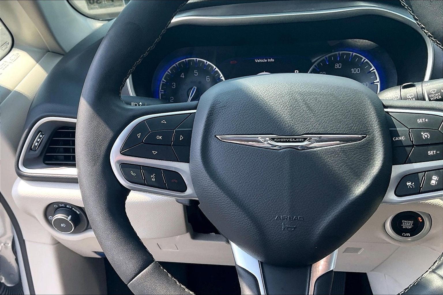 2024 Chrysler Pacifica Touring L