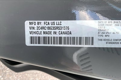 2025 Chrysler Pacifica Select