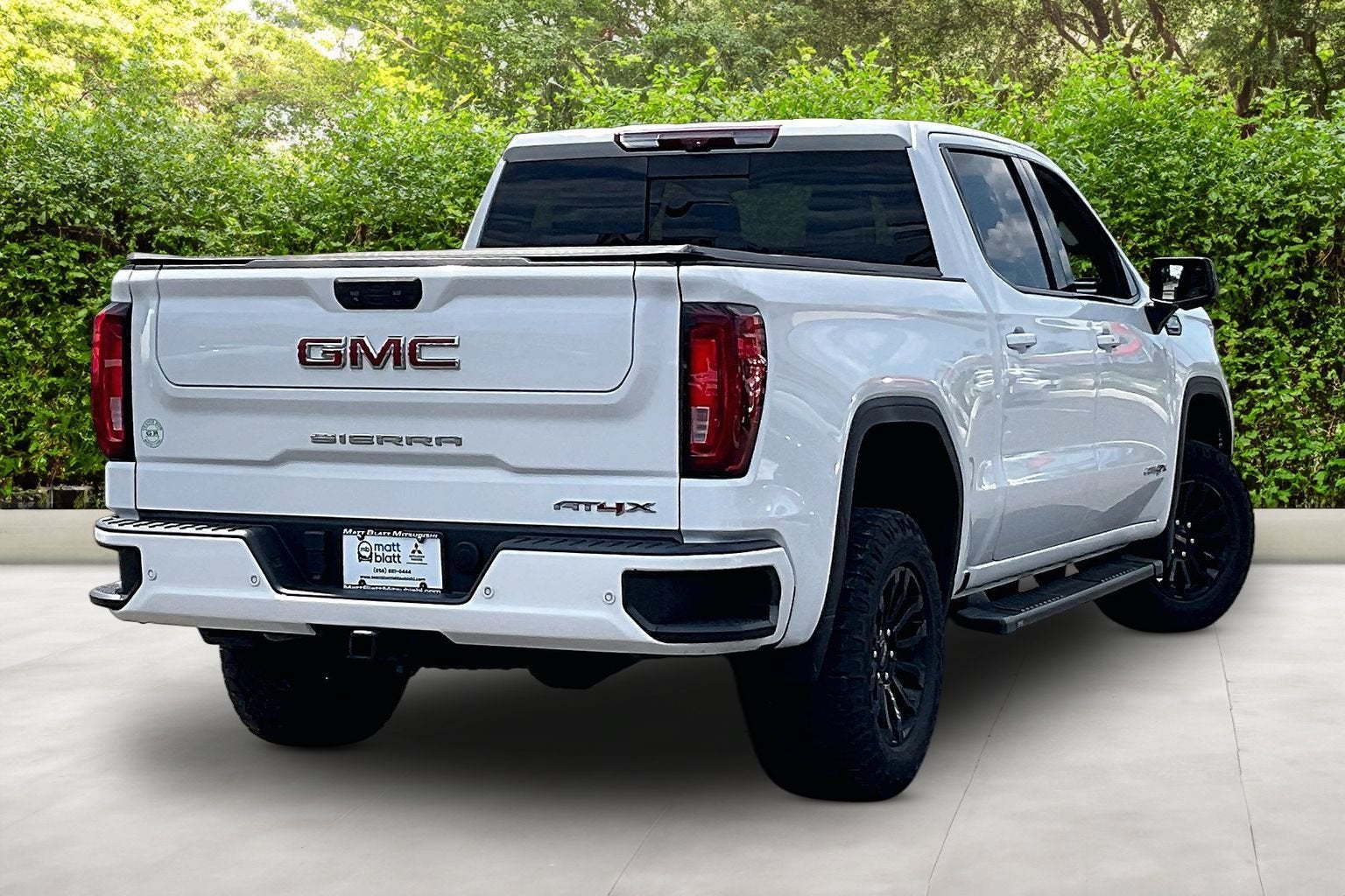 2023 GMC Sierra 1500 AT4X