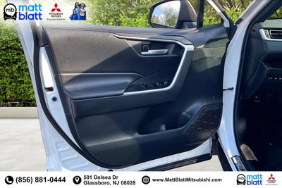 2023 Toyota RAV4 Hybrid SE