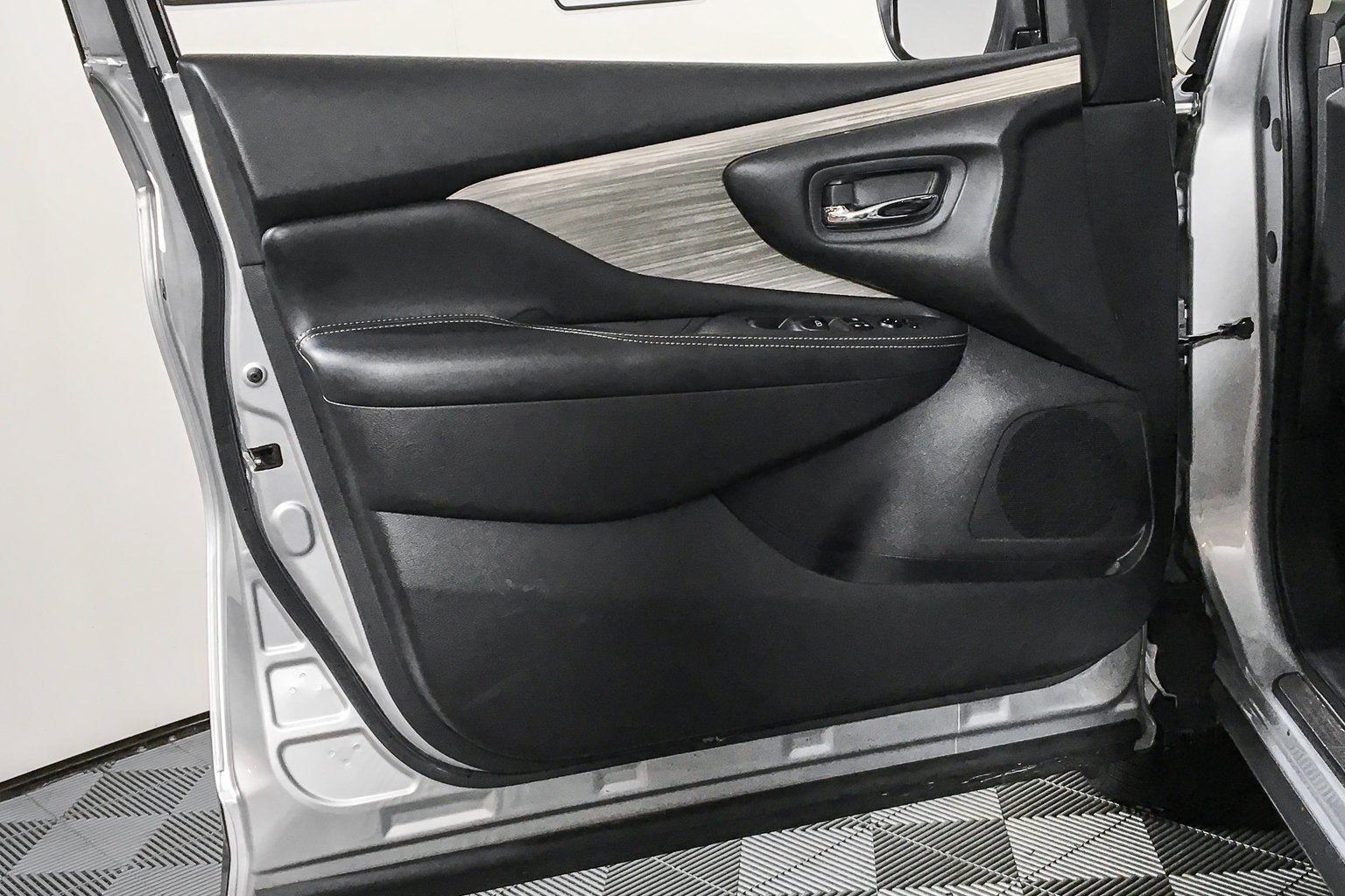 2017 Nissan Murano SV