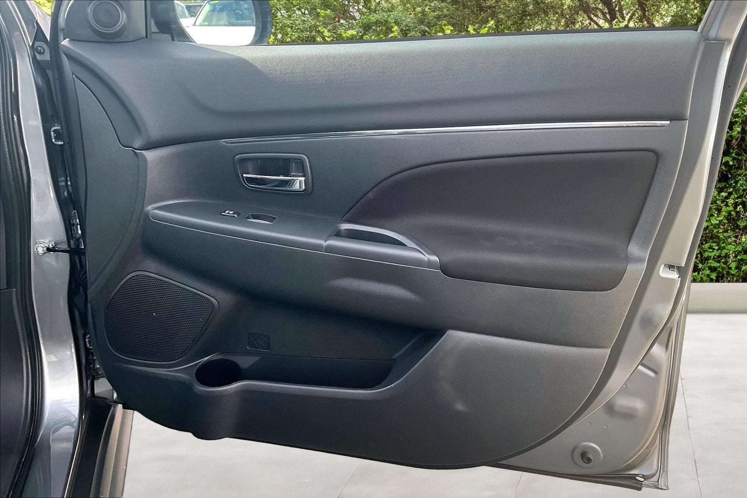 2025 Mitsubishi Outlander Sport ES