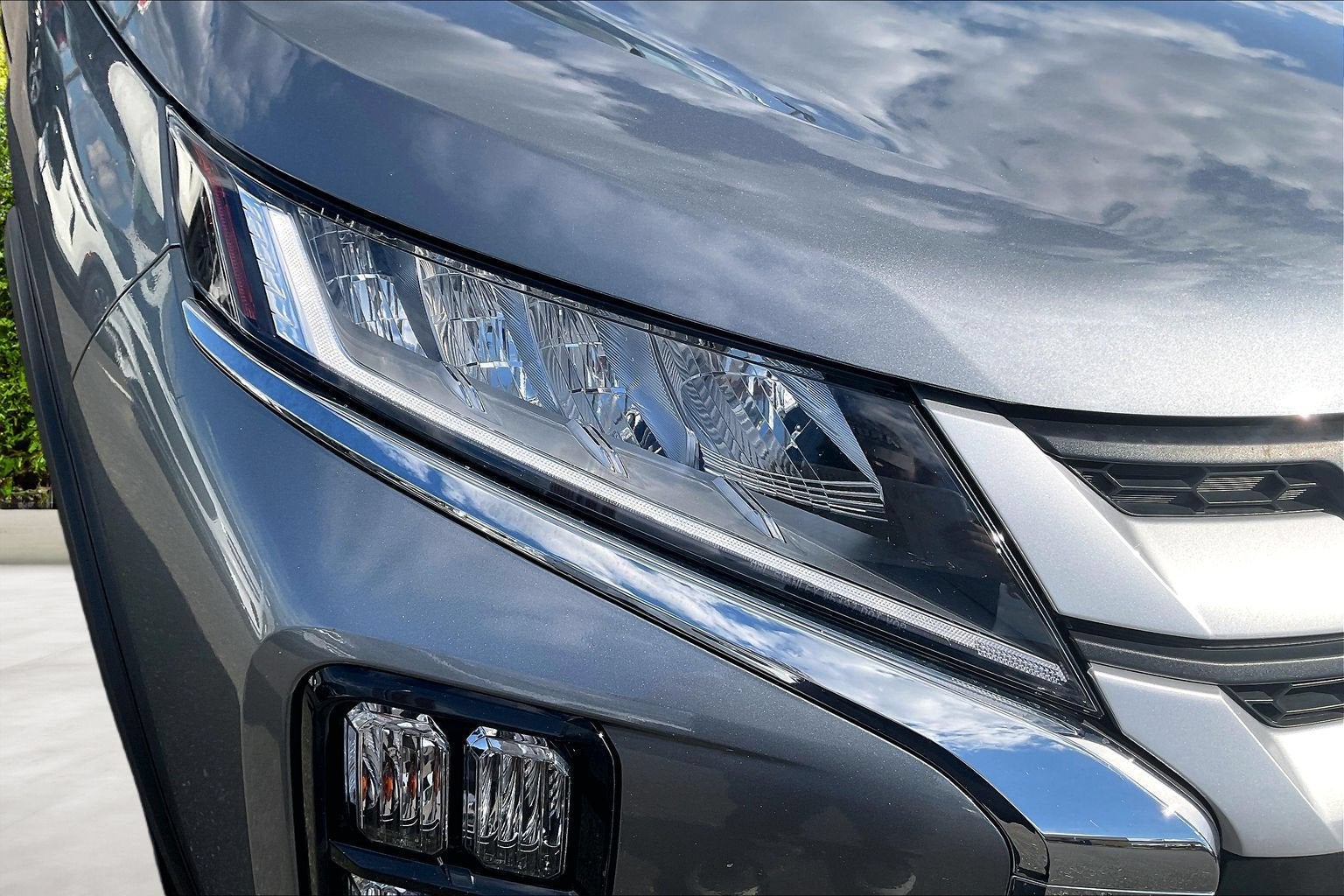 2025 Mitsubishi Outlander Sport ES