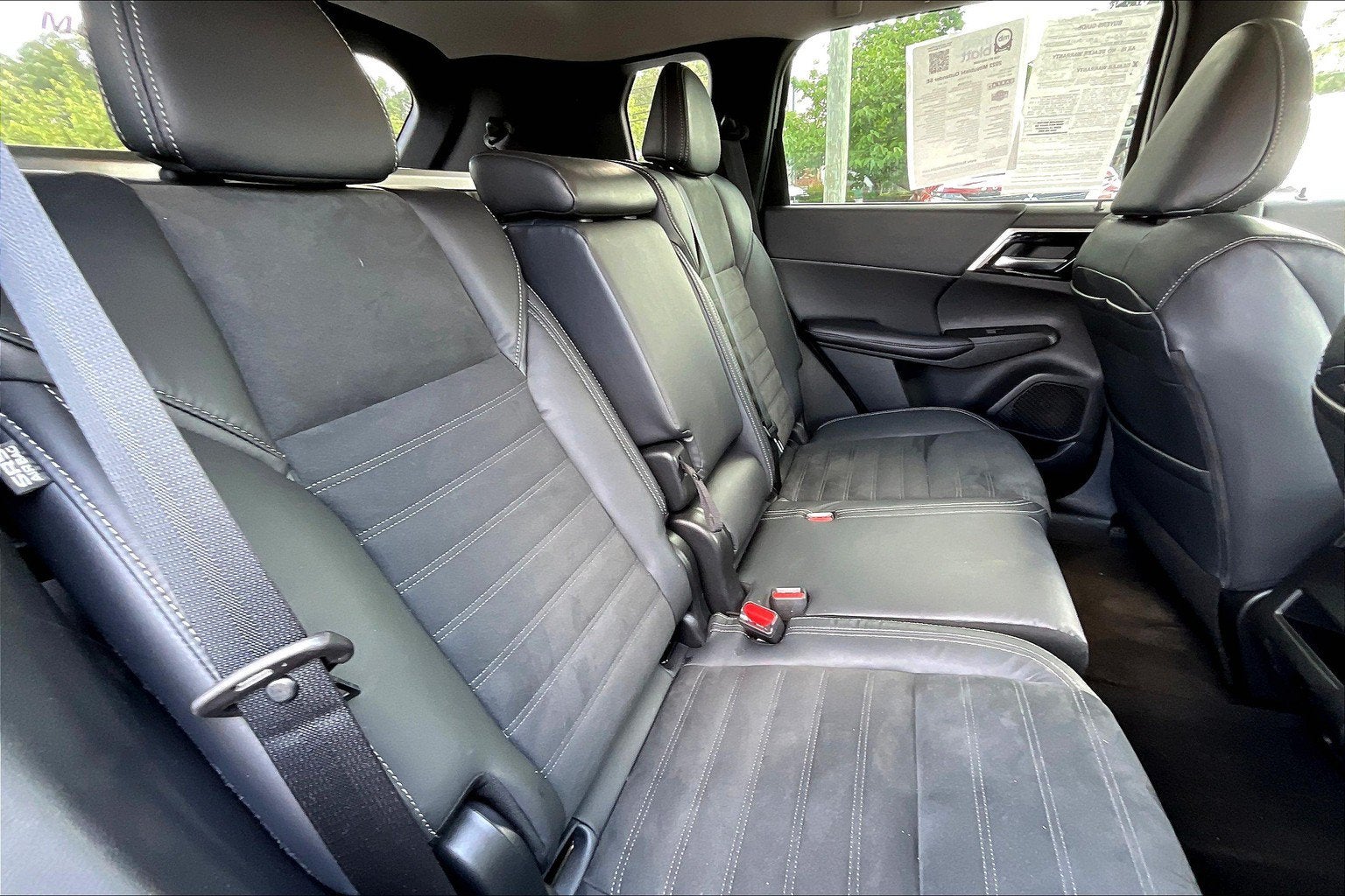 2022 Mitsubishi Outlander SE