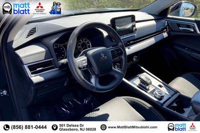 2022 Mitsubishi Outlander ES