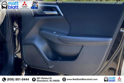 2022 Mitsubishi Outlander ES