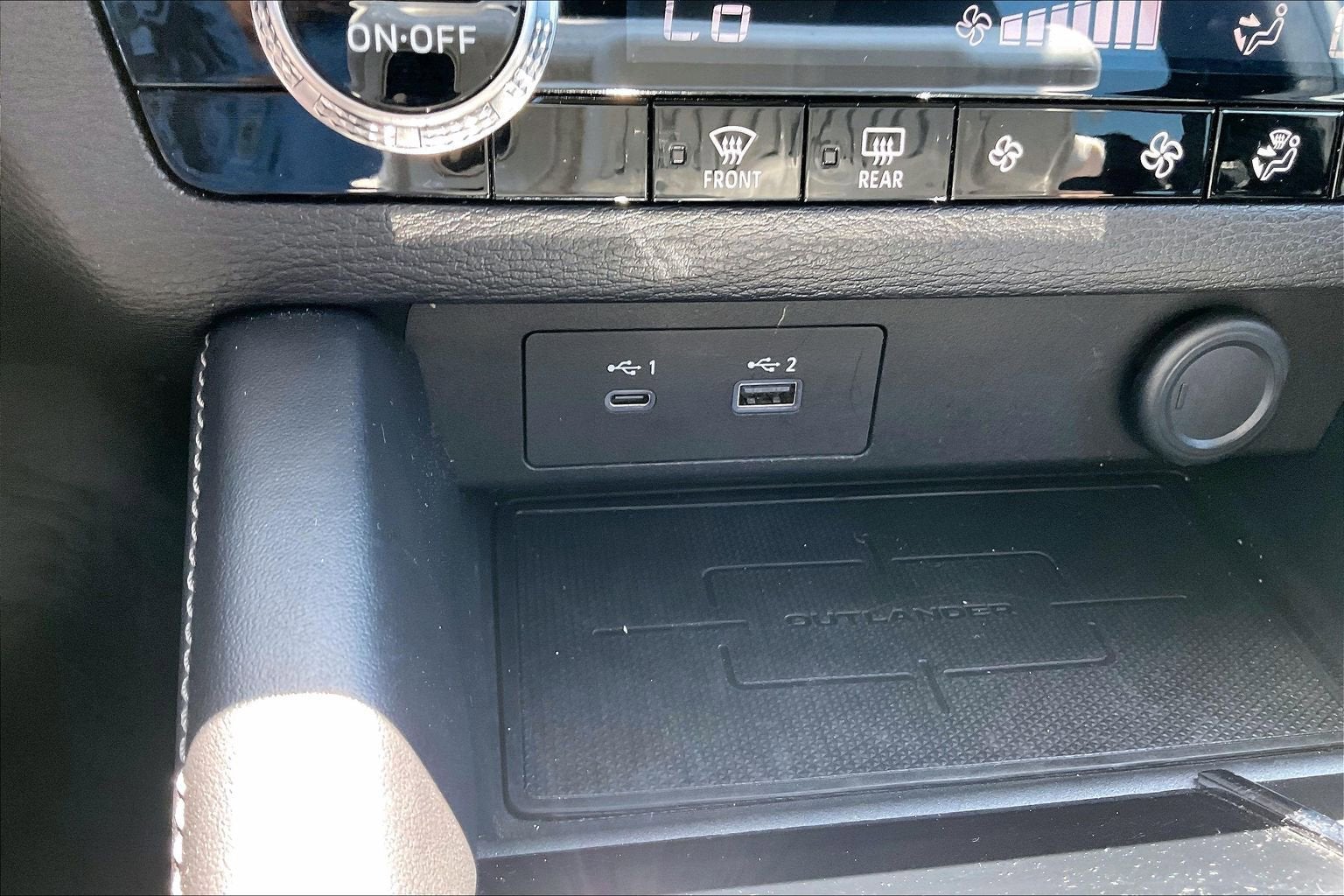 2022 Mitsubishi Outlander ES