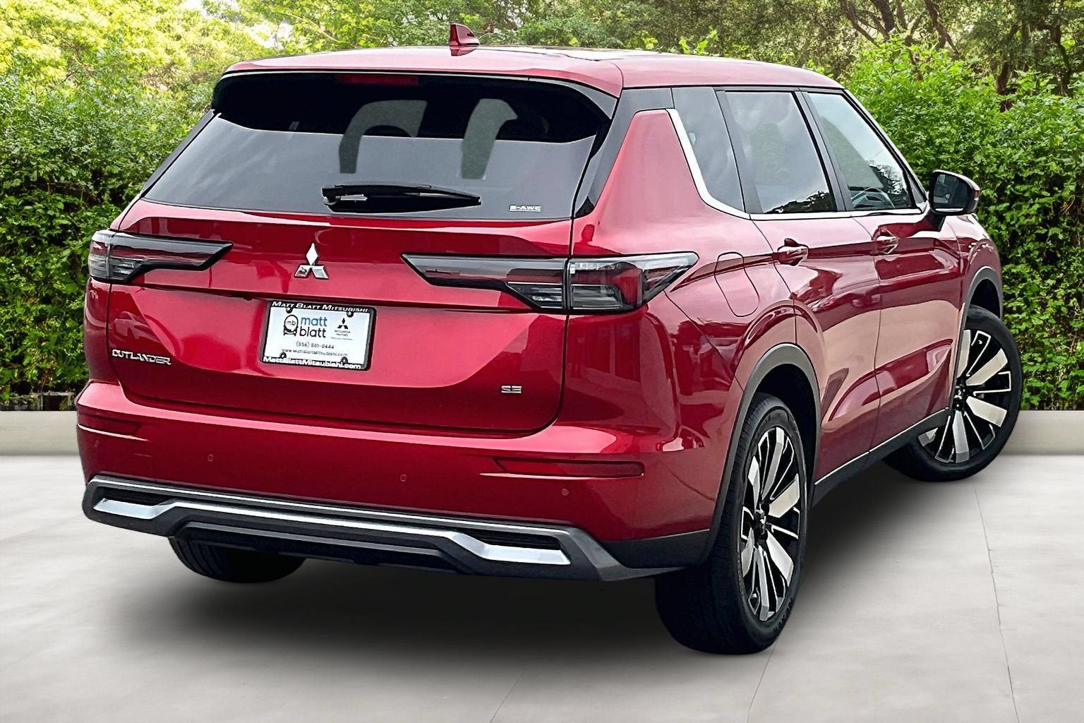 2025 Mitsubishi Outlander SE