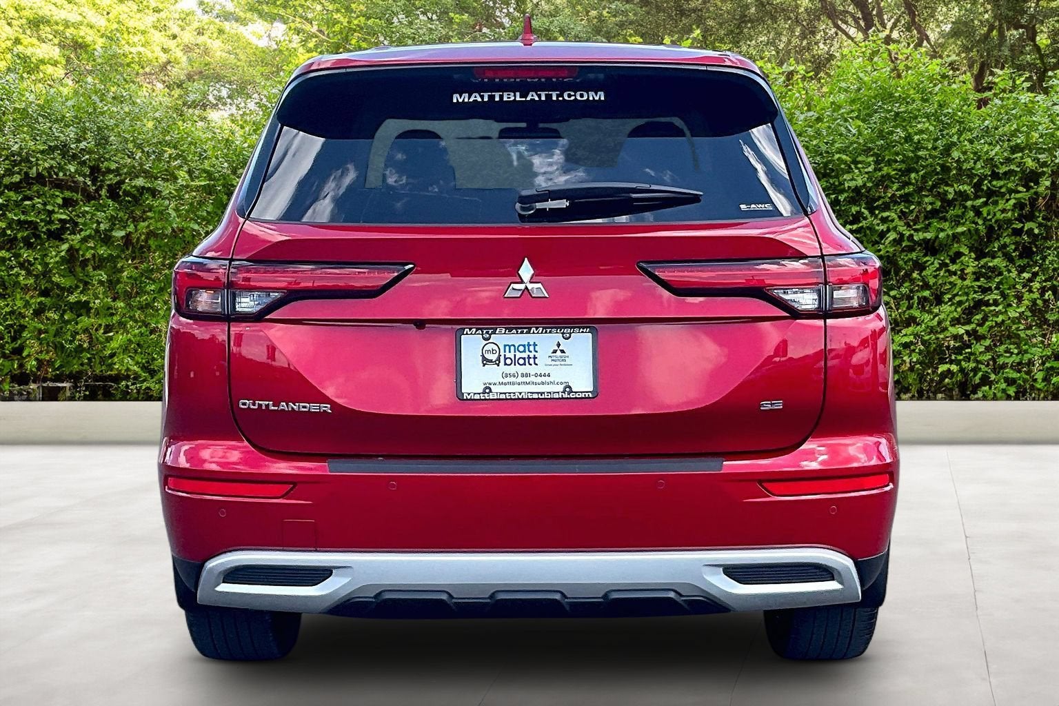 2024 Mitsubishi Outlander SE