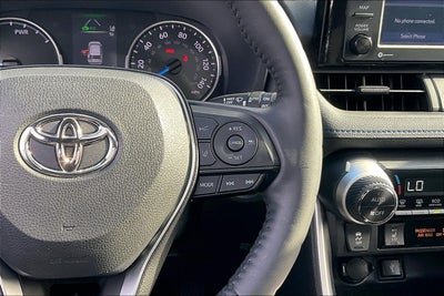 2022 Toyota RAV4 Hybrid SE