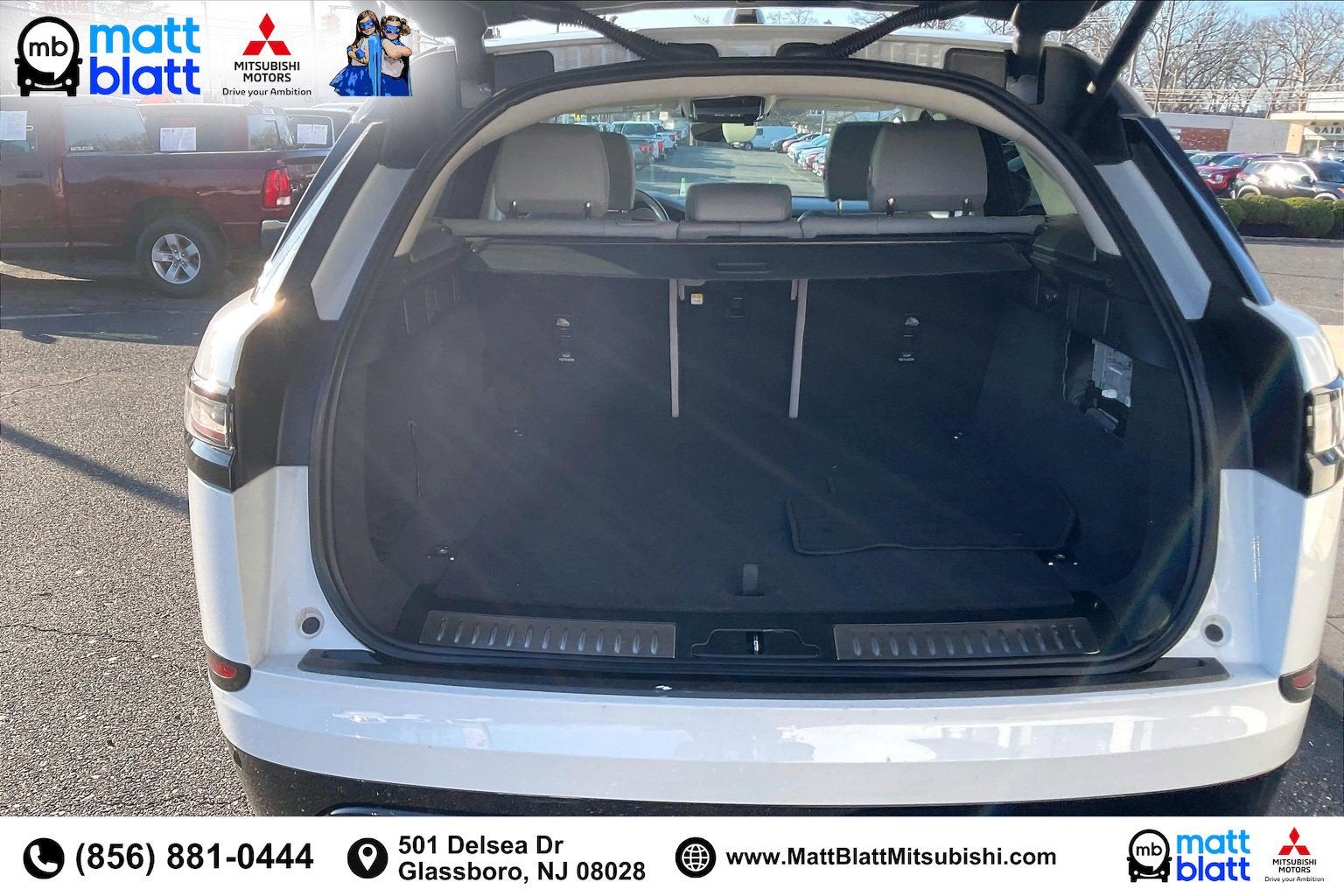 2025 Land Rover Range Rover Velar Dynamic SE