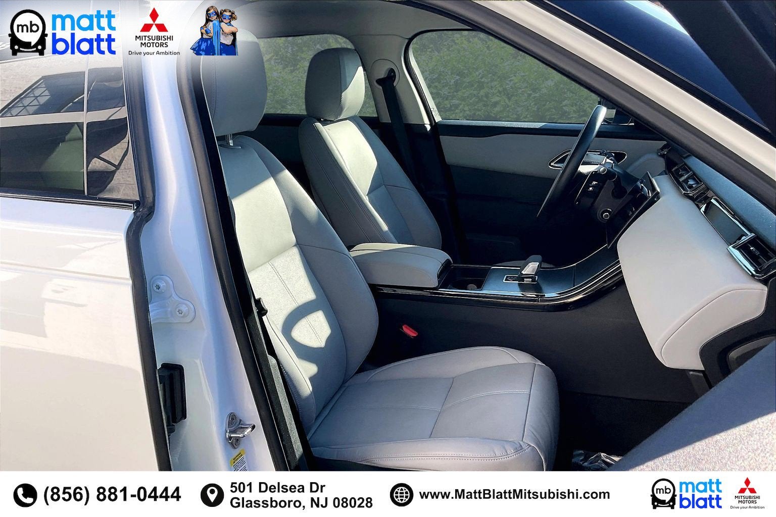 2025 Land Rover Range Rover Velar Dynamic SE