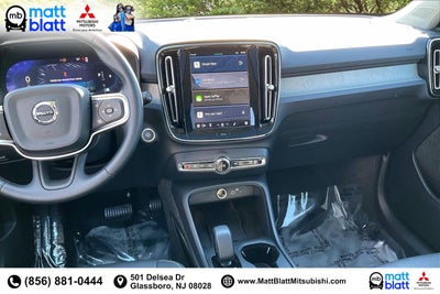 2025 Volvo XC40 Core Bright Theme