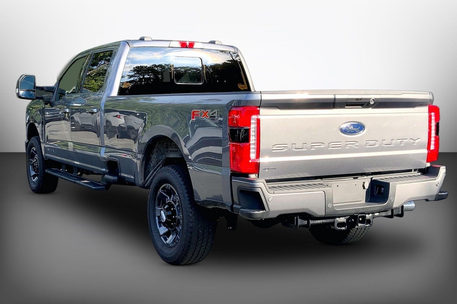 2024 Ford Super Duty F-350 SRW LARIAT