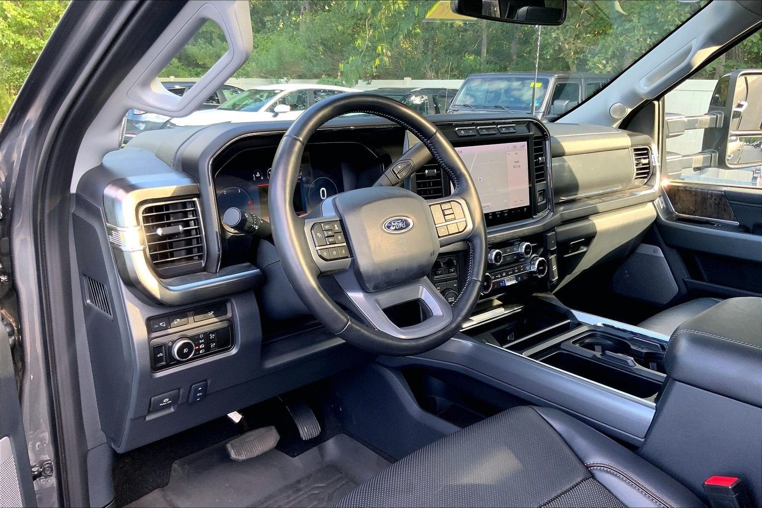 2024 Ford Super Duty F-350 SRW LARIAT
