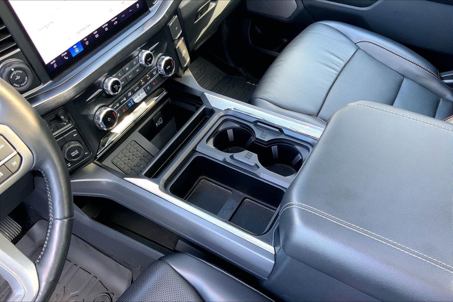 2024 Ford Super Duty F-350 SRW LARIAT