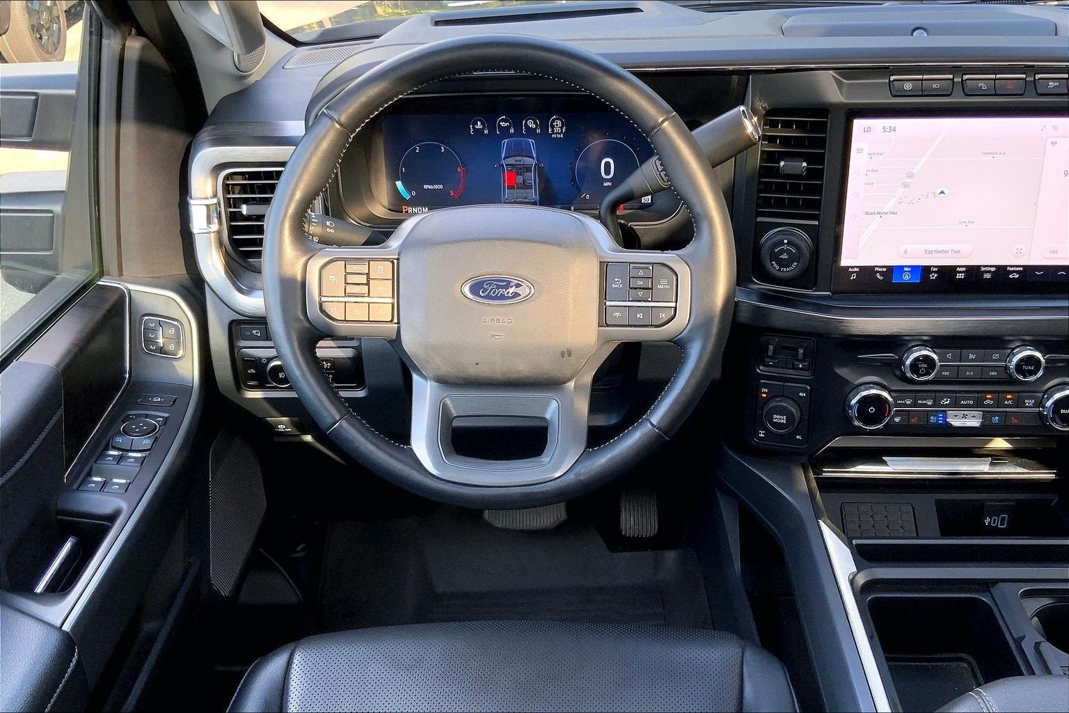 2024 Ford Super Duty F-350 SRW LARIAT