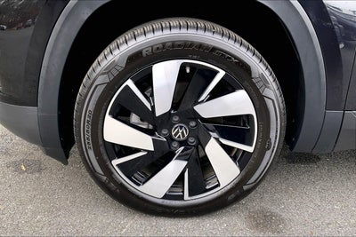 2025 Volkswagen Atlas Cross Sport 2.0T SE w/Technology