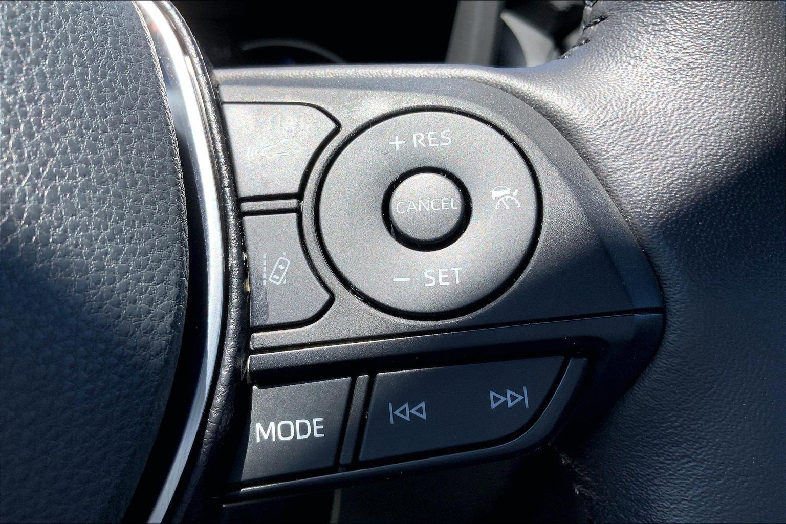 2022 Toyota RAV4 Hybrid XSE