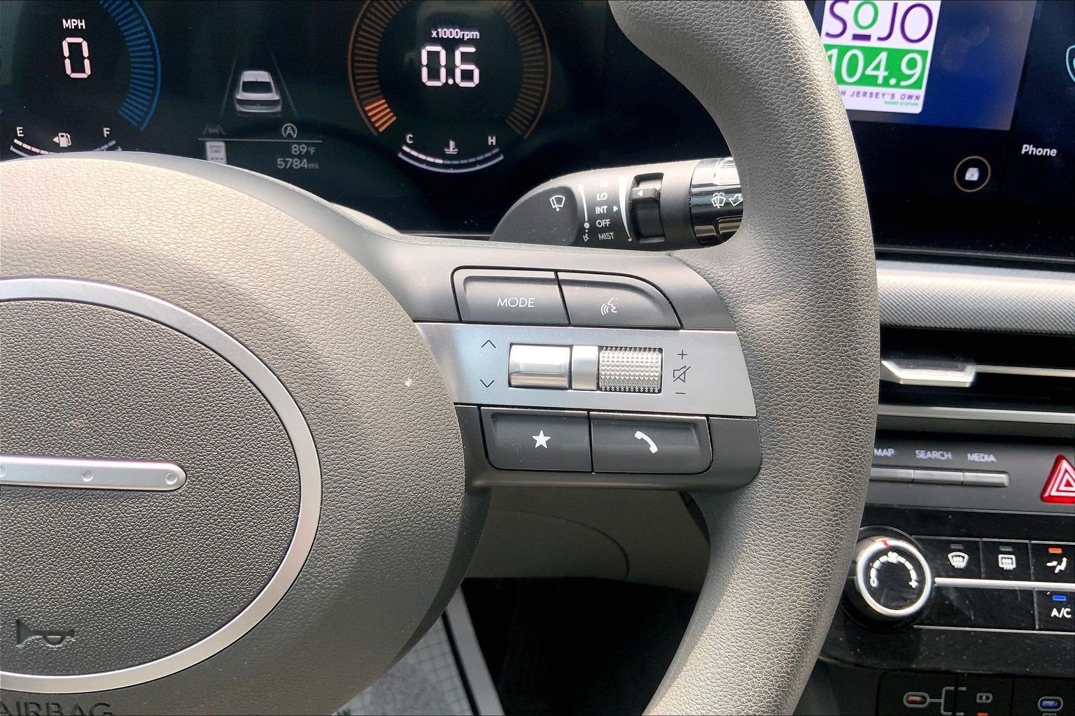2025 Hyundai Sonata SE