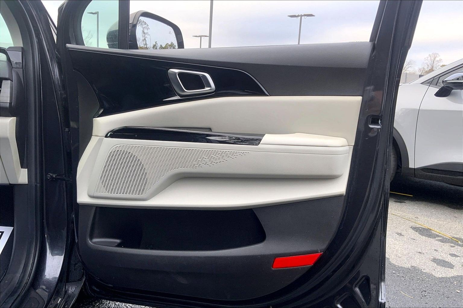 2023 Kia Carnival EX