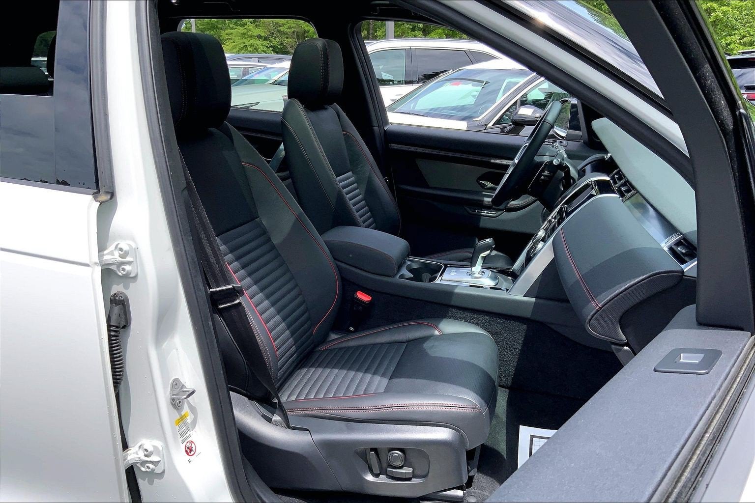 2023 Land Rover Discovery Sport SE R-Dynamic