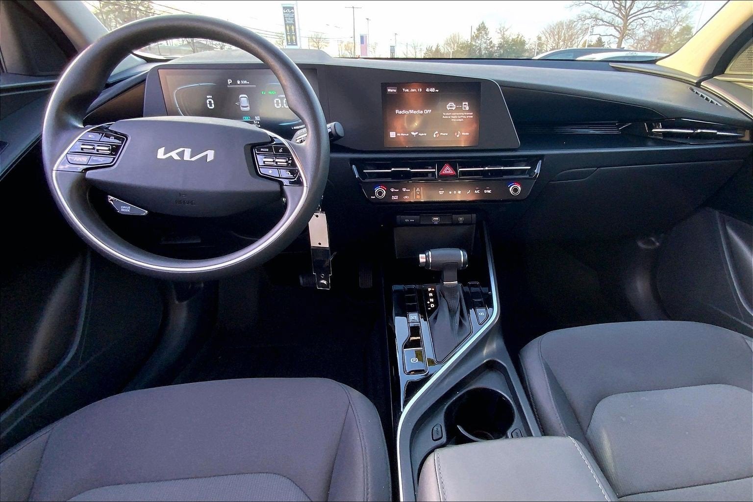 2025 Kia Niro LX