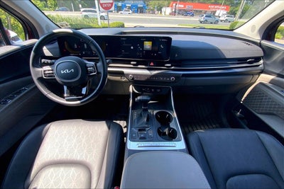 2025 Kia Carnival LXS