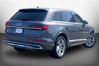 2022 Audi Q7 Premium Plus